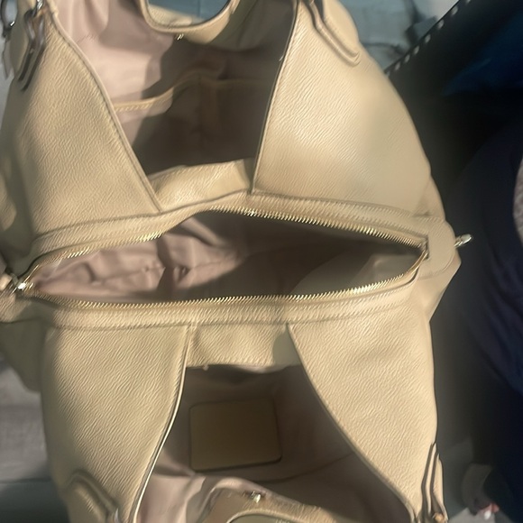 Light tan Coach shoulder purse. Like new, used once. - Picture 5 of 7